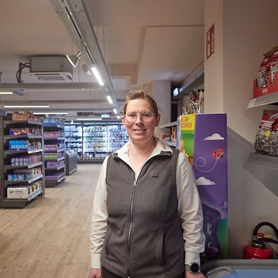 Filialleiterin Jessica Kaussen im Nahkauf in Schleiden.