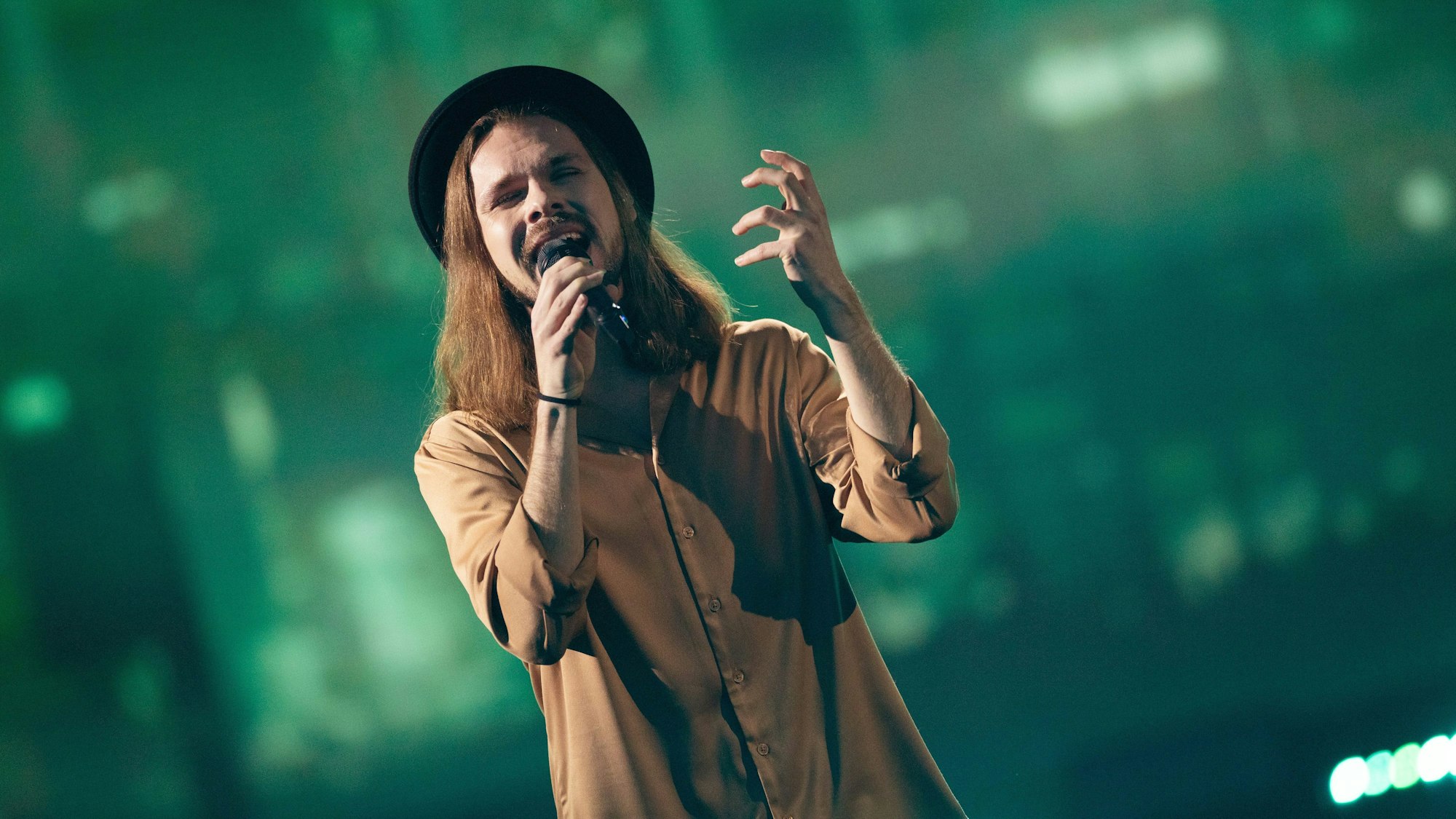 Will Church steht bei den Proben auf der Bühne.