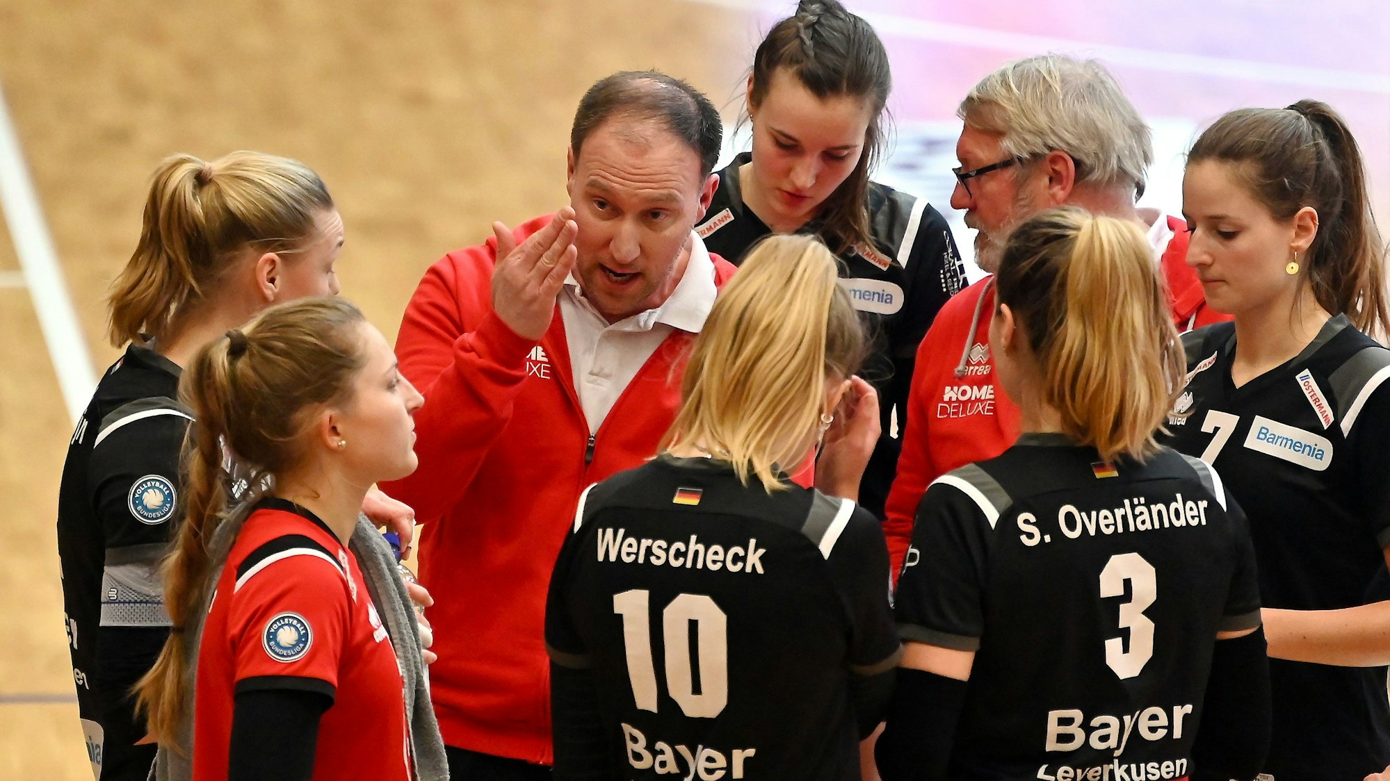11.02.2023, Volleyball-Bayer Leverkusen-Berlin
TR: Dirk Sauermann (Bayer)
Foto: Uli Herhaus