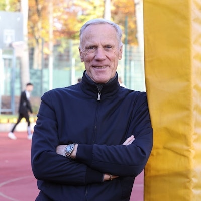 Prof. Dr. Ingo Froböse ist Universitätsprofessor für Prävention und Rehabilitation im Sport an der Deutschen Sporthochschule Köln (SpoHo)