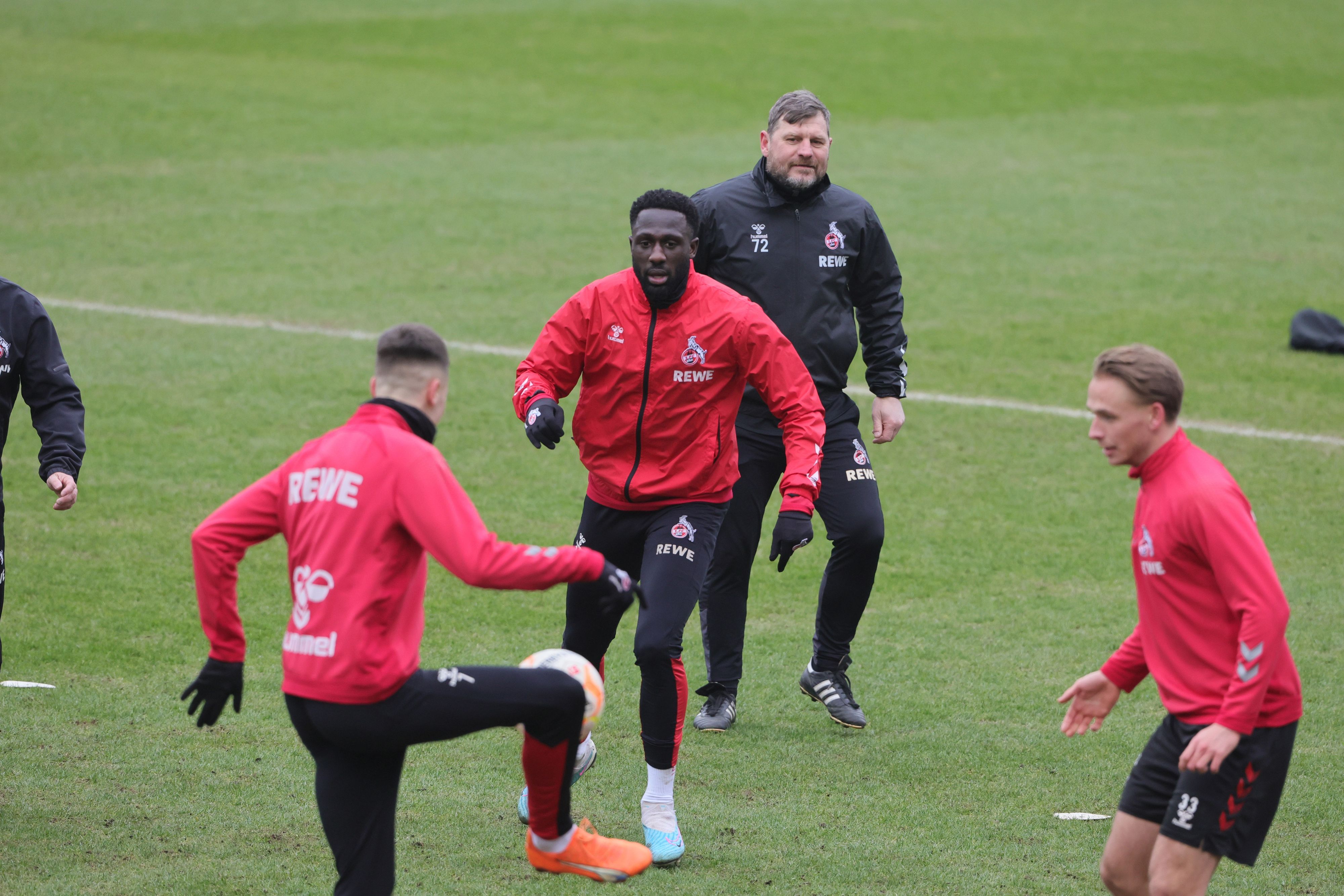 Kingsley Schindler kehrte am Freitag nach überstandenem Infekt in den Spieltagskader des 1. FC Köln zurück.