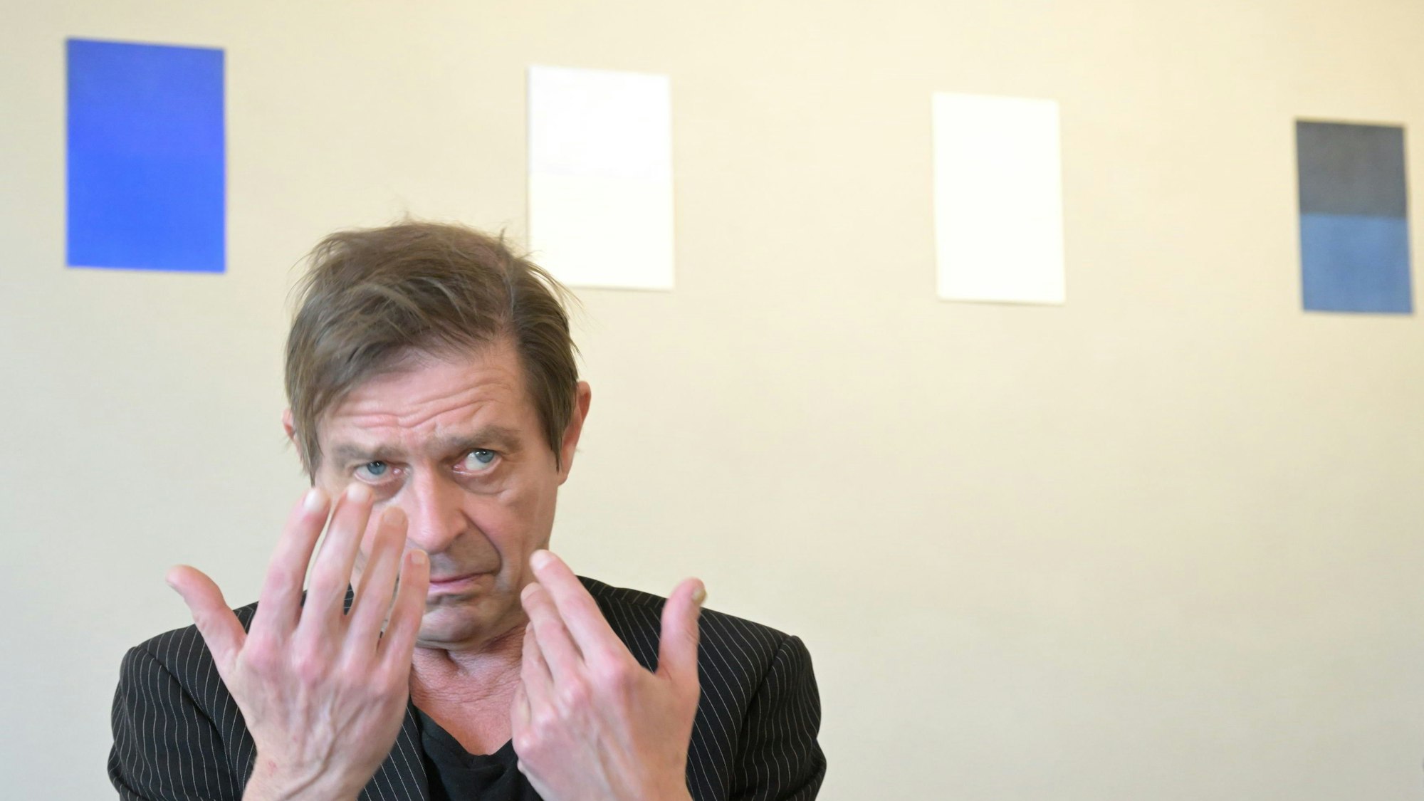 Der Künstler Gesing.