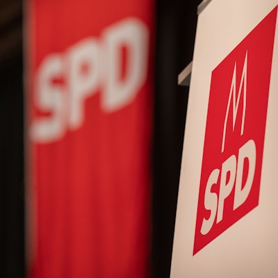 Das Bild zeigt zwei SPD-Schriftzüge.