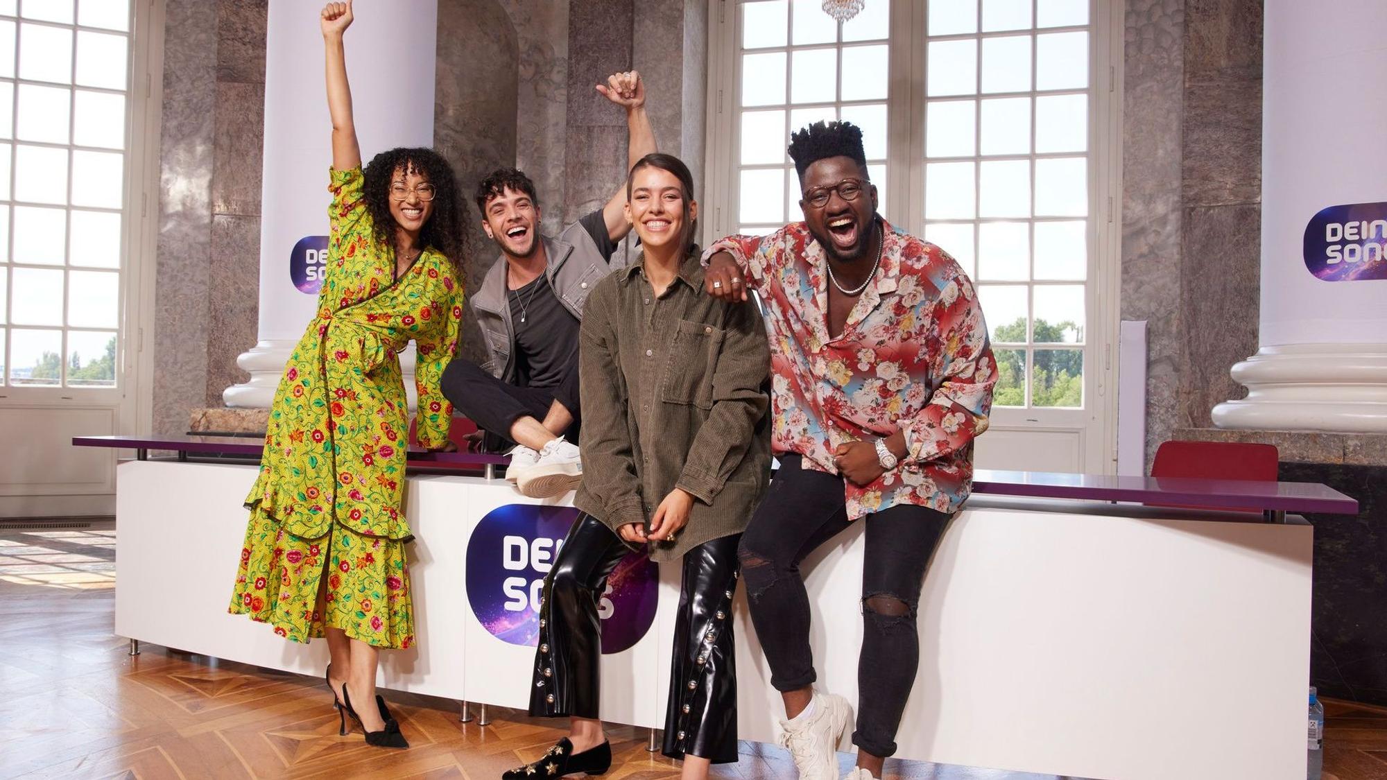 Die „Dein Song-“Jury der 15. Staffel: Suena, Luca Hänni, Alina Süggeler, Kelvin Jones (v.l.n.r)