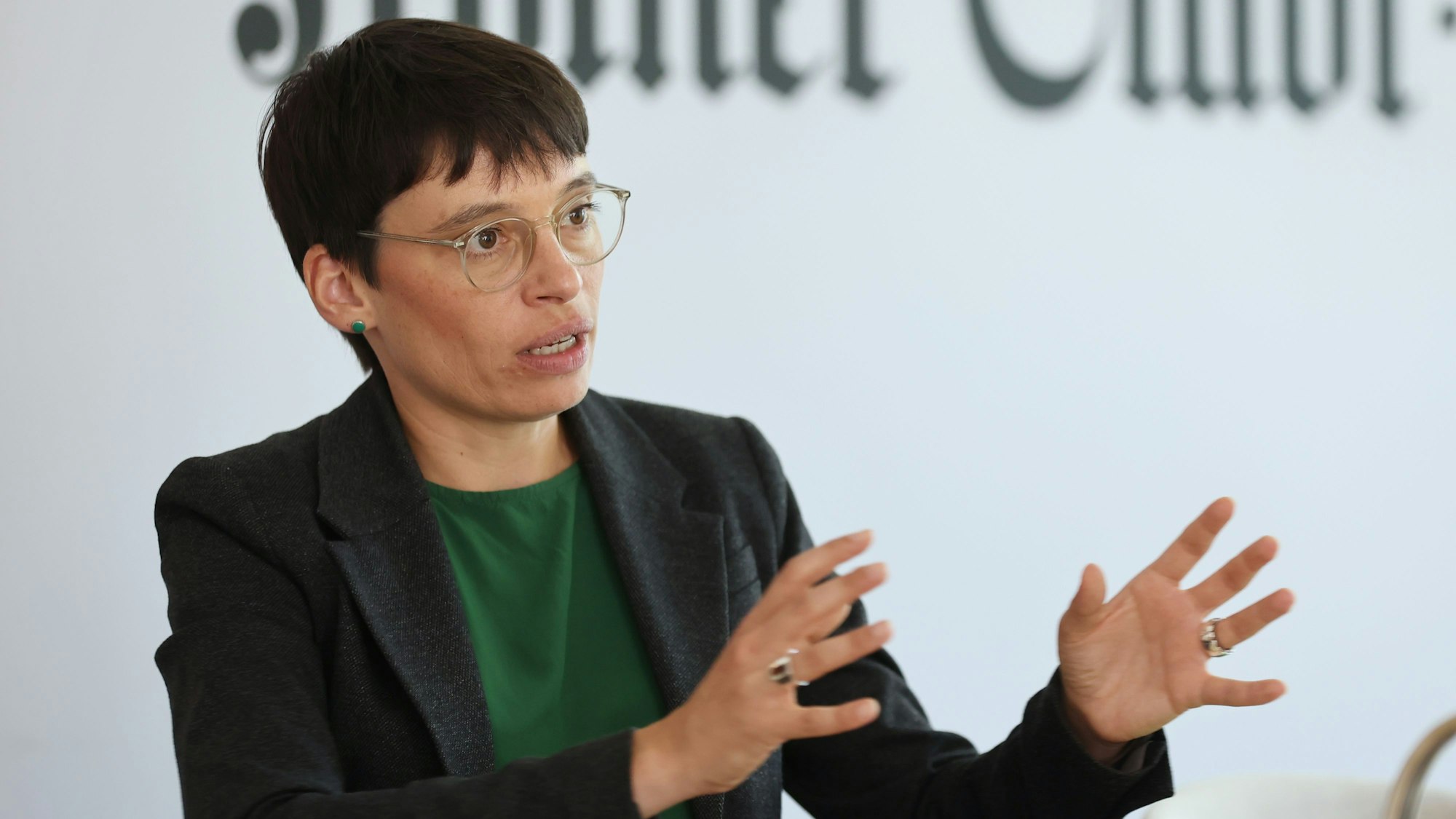 Familienministerin Josefine Paul (Grüne) im Interview