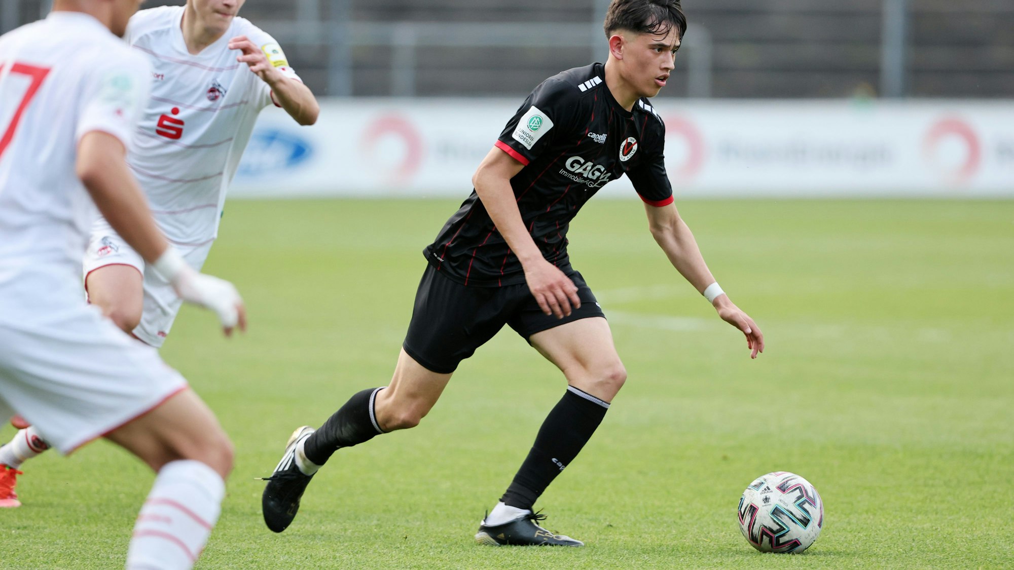 Viktoria Kölns Torschütze Luca de Meester