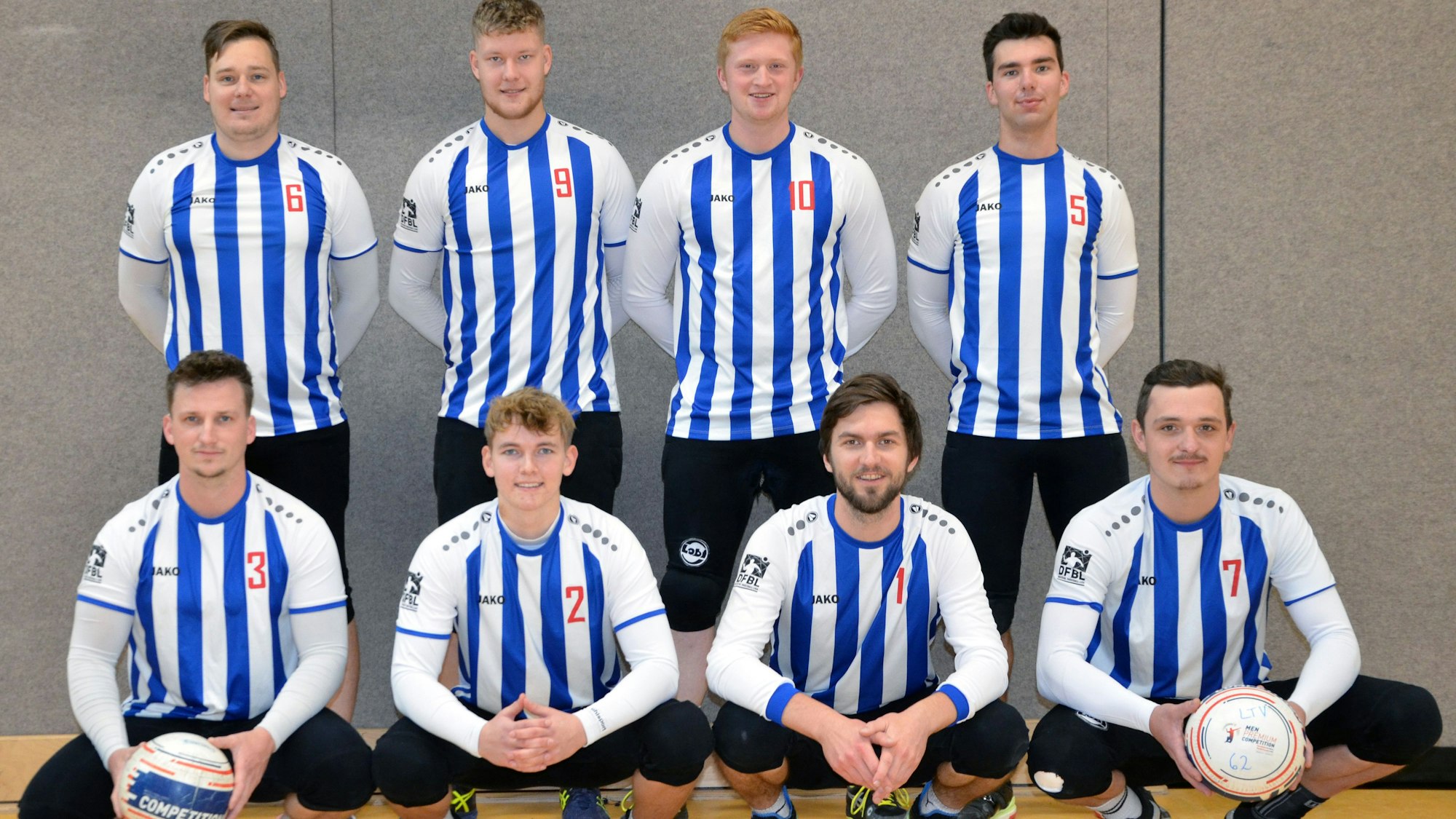 Die Leichlinger Faustballer feierten ihre Premiere bei der DM-Endrunde.