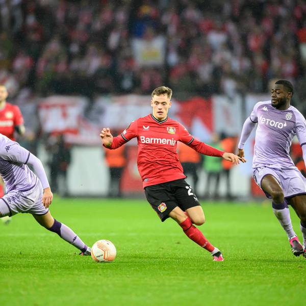 v.l. Moussa DIABY LEV, Guillermo MARIPAN Monaco, Florian WIRTZ LEV, Axel DISASI Monaco, Zweikampf, Aktion, Fussball Europa League, K.-o. Runde - Play-off Hinspiel, Bayer 04 Leverkusen LEV - AS Monaco 2:3, am 16.02.2023 in Leverkusen/ Deutschland. UEFA regulations prohibit any use of photographs as image sequences and/or quasi-video  *** v l Moussa DIABY LEV , Guillermo MARIPAN Monaco , Florian WIRTZ LEV , Axel DISASI Monaco , duel, action, Football Europa League, K o round Play off first leg, Bayer 04 Leverkusen LEV AS Monaco 2 3, on 16 02 2023 in Leverkusen Germany UEFA regulations prohibit any use of photographs as image sequences and or quasi video Â