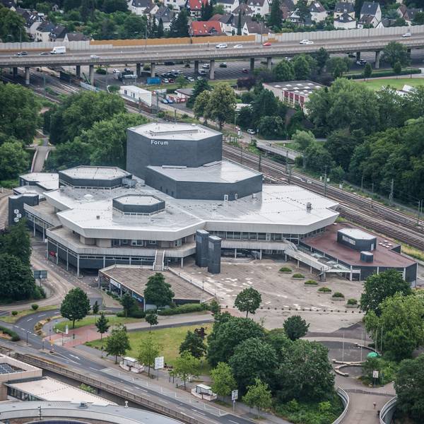 Forum Leverkusen, Stelze, B8 Foto: Ralf Krieger