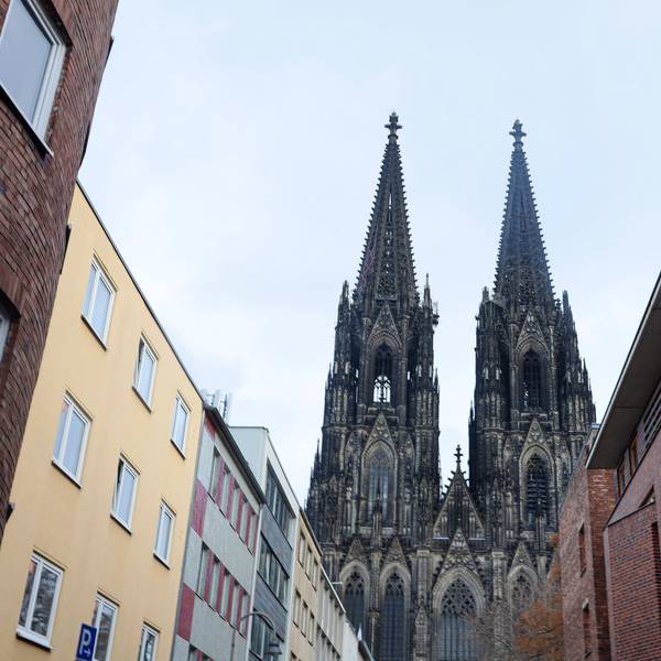 24.12.2022,Köln: Wetter an Heiligabend. DomplatteFoto:Dirk Borm