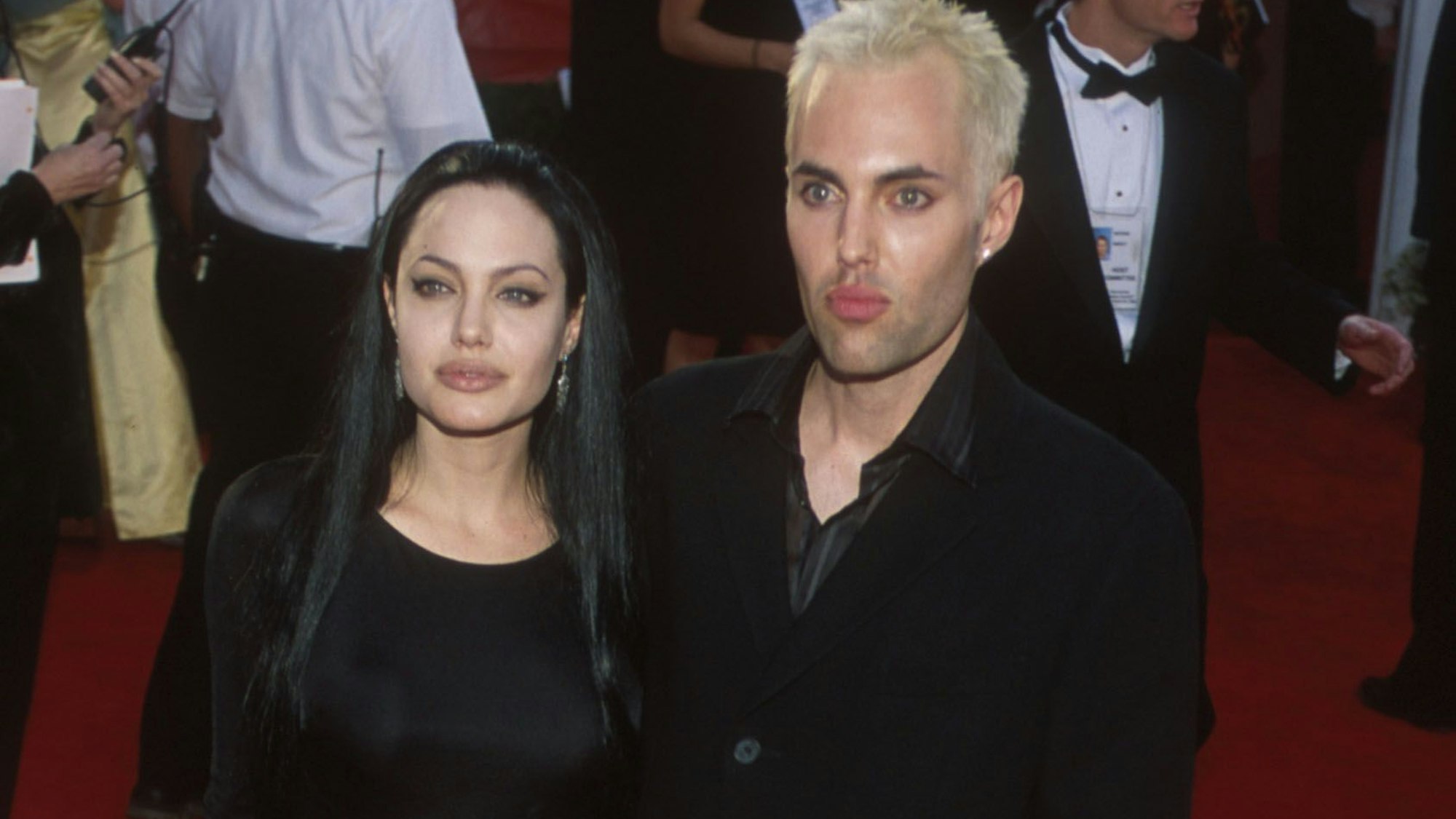 Angelina Jolie und James Haven auf dem roten Teppich.