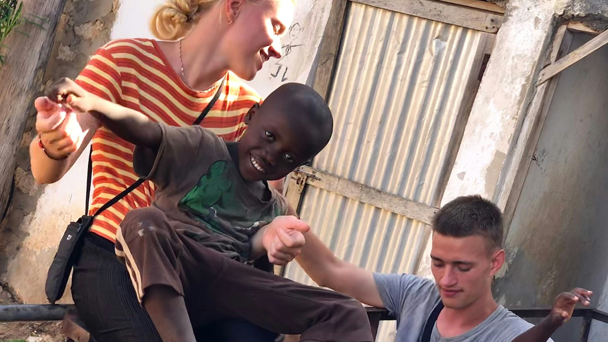 Verein "Sasa"; Keniahilfe; Maya + Lars Dickmann