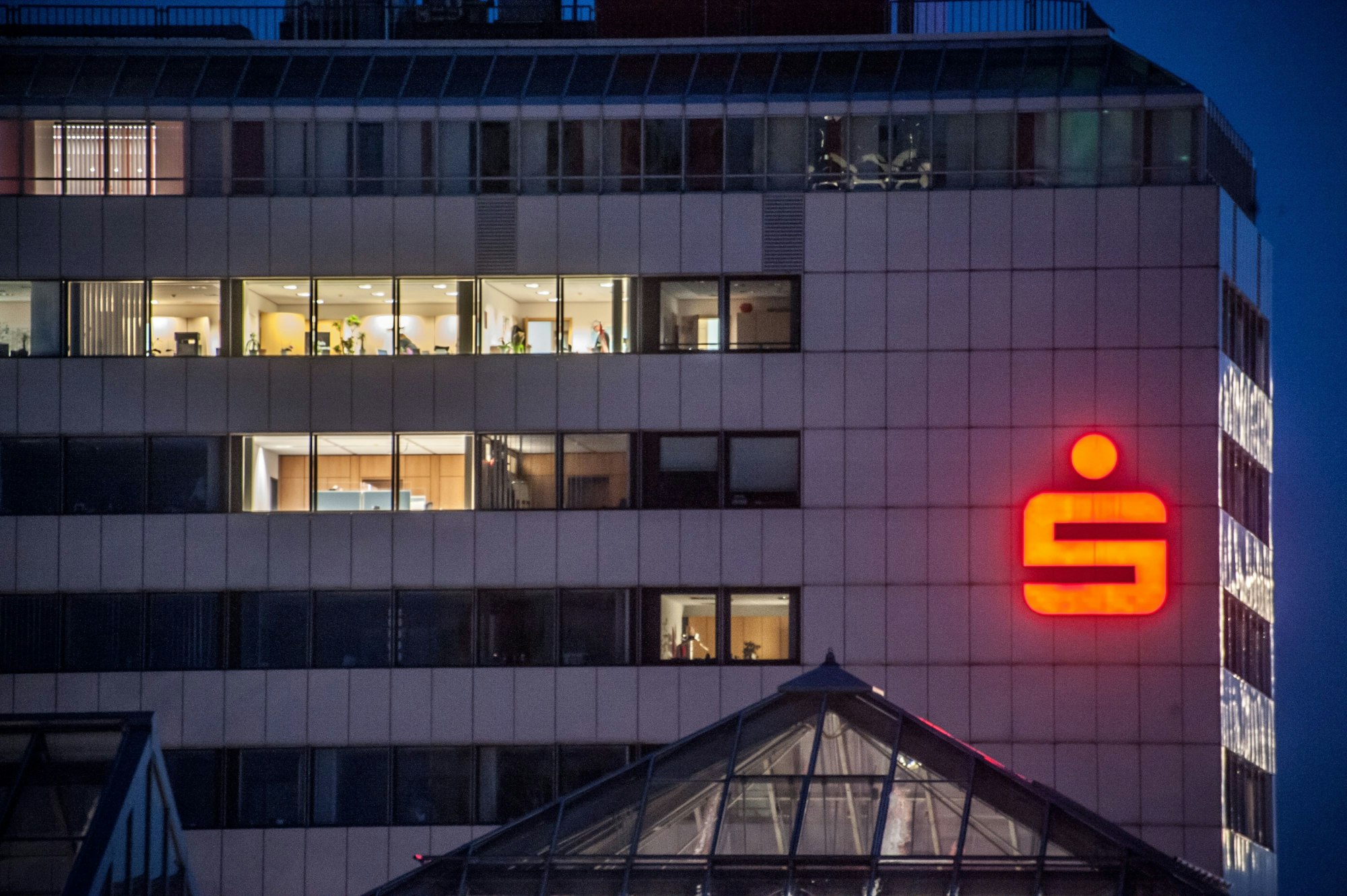 Die Sparkasse Leverkusen.
