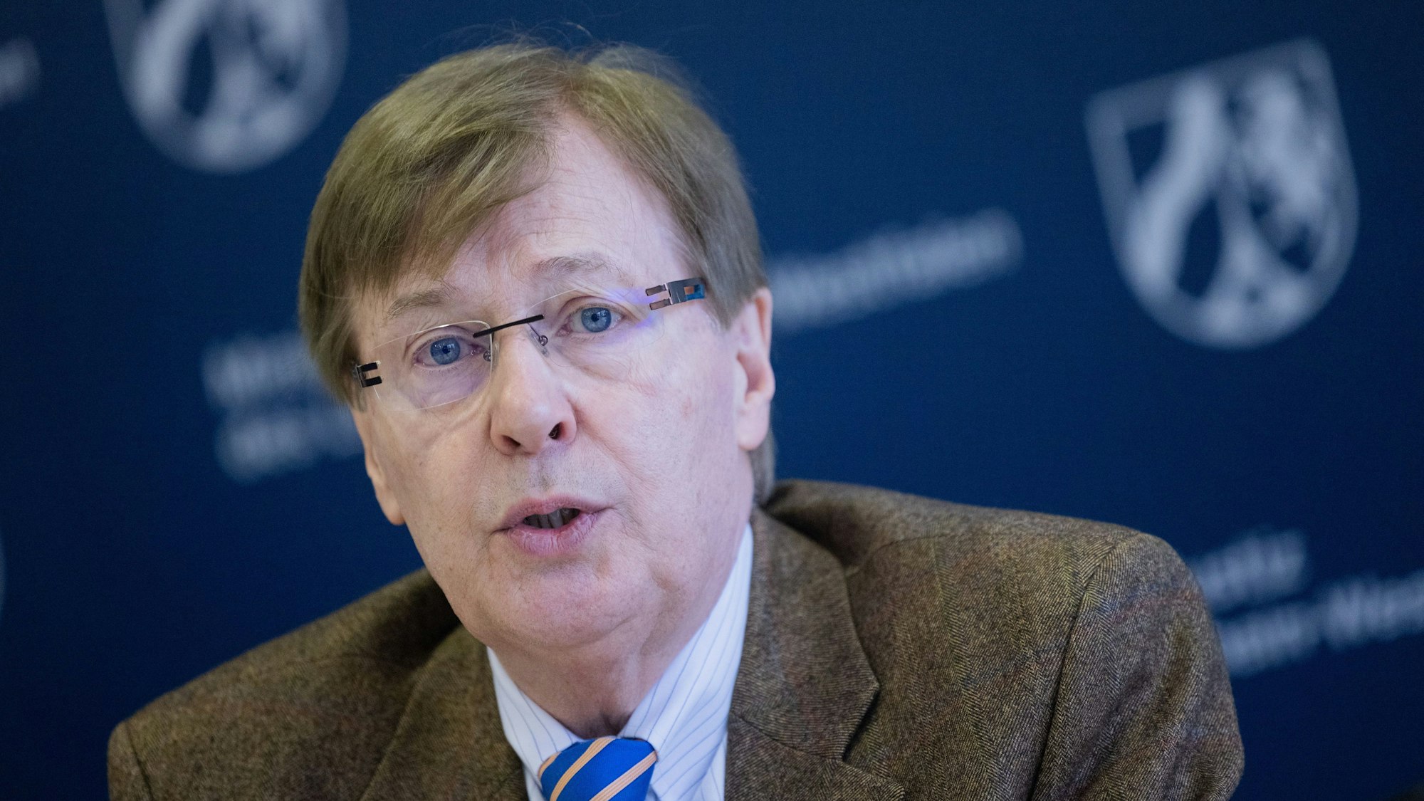 Peter Biesenbach im Porträt.