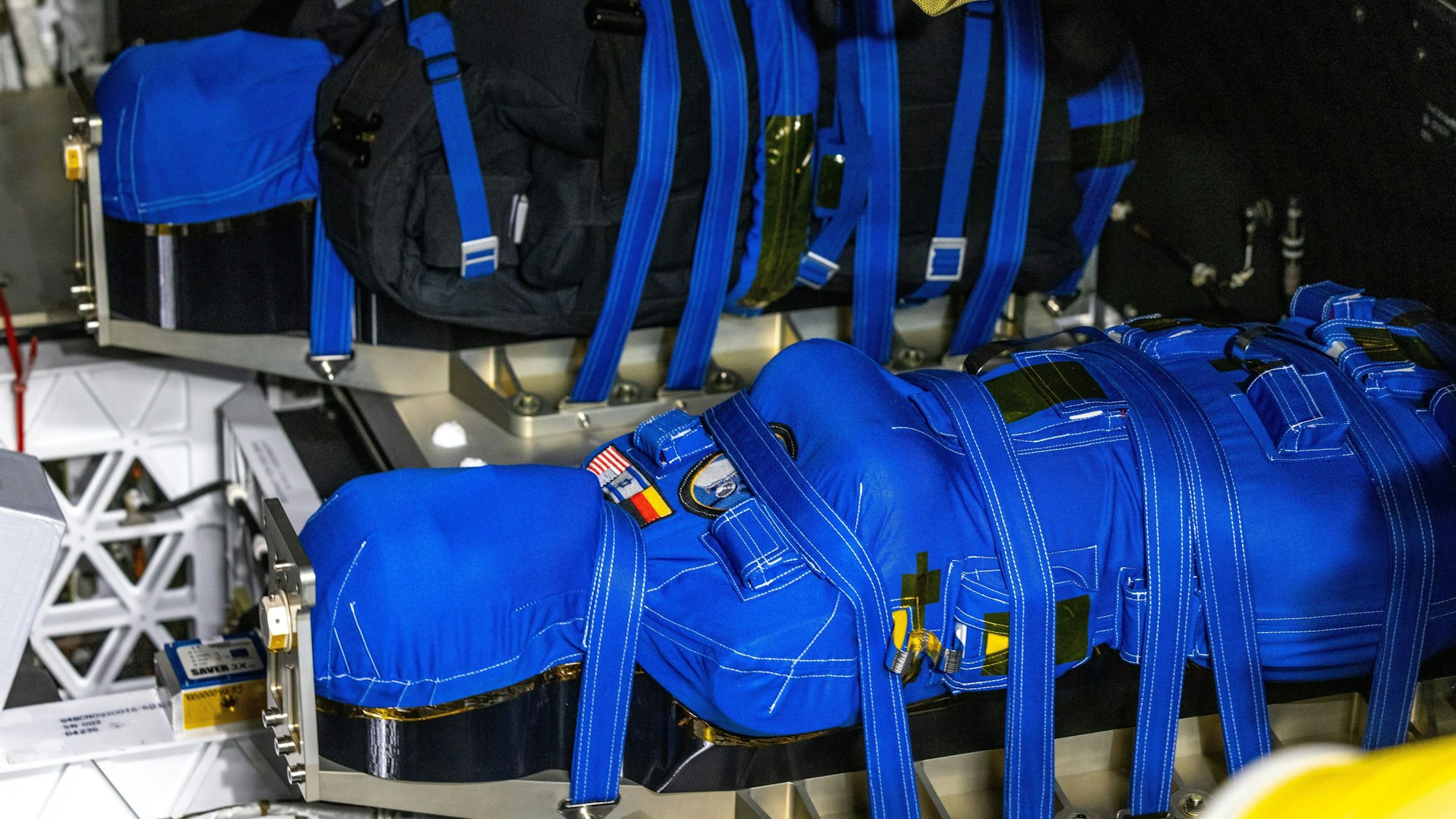 Die von der Nasa zur VErfügung gestellte Aufnahme zeigt die Puppen Zohar und Helga an Bord der «Orion»-Kapsel.