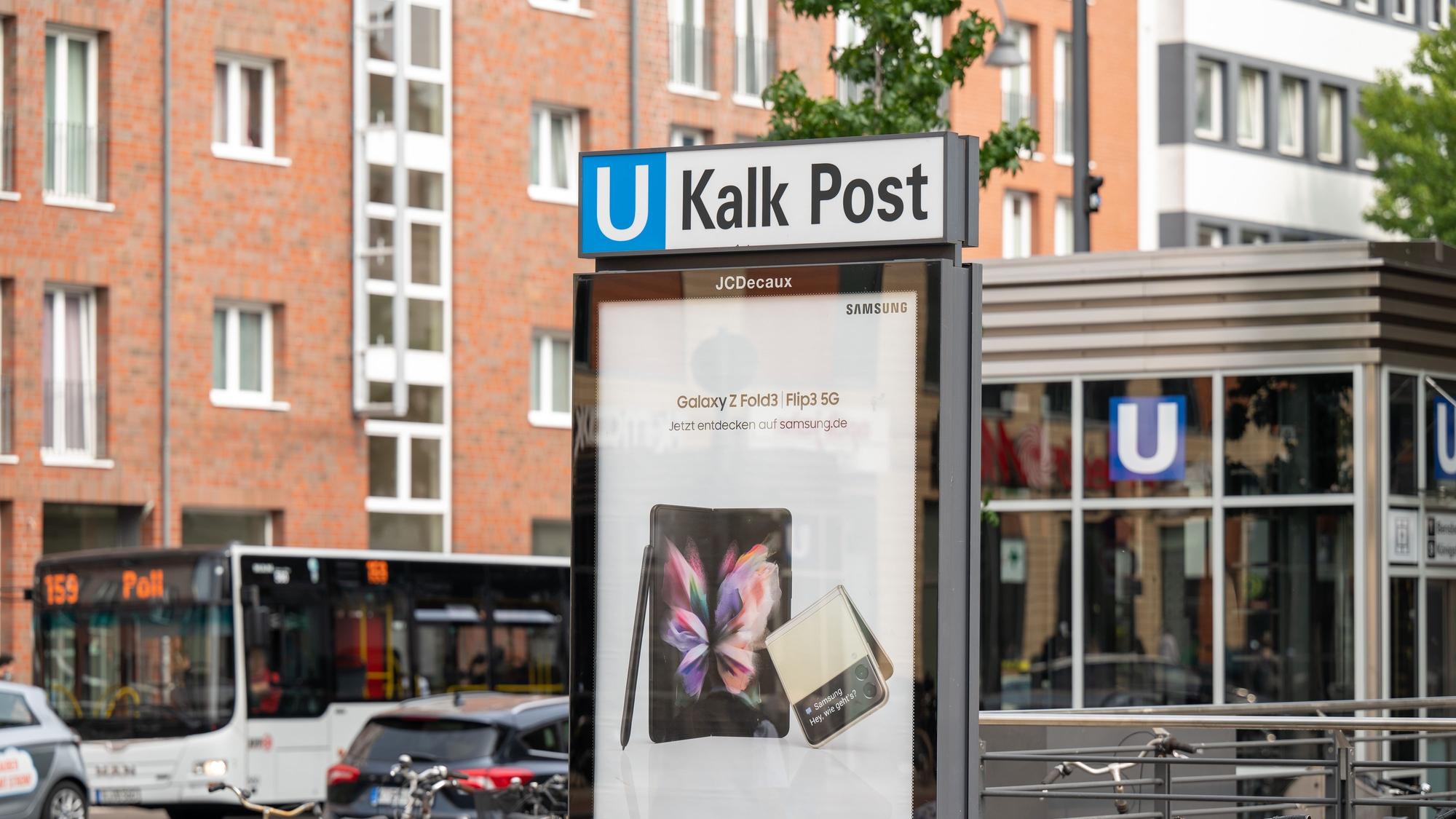 Das Bild zeigt die KVB-Haltestelle Kalk Post.