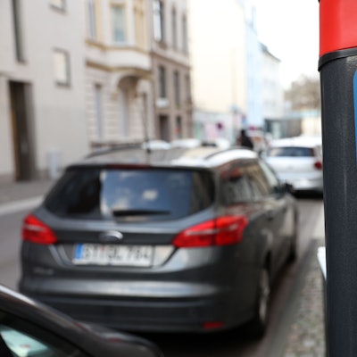 Ein Parkscheinautomat.