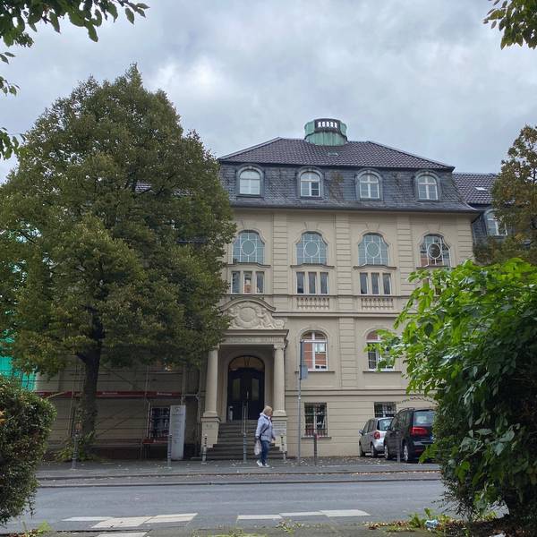 Blick auf das Amtsgericht Brühl im September 2022.