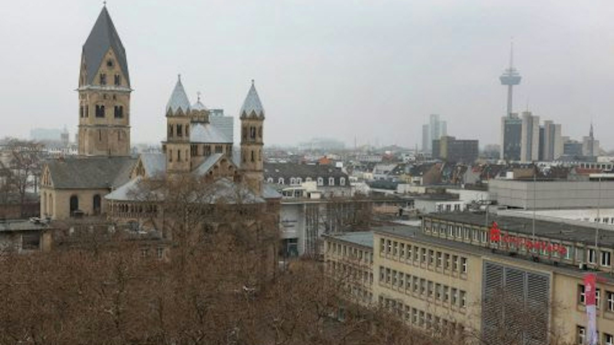 Die Zentrale der Kreissparkasse am Heumarkt in Köln.