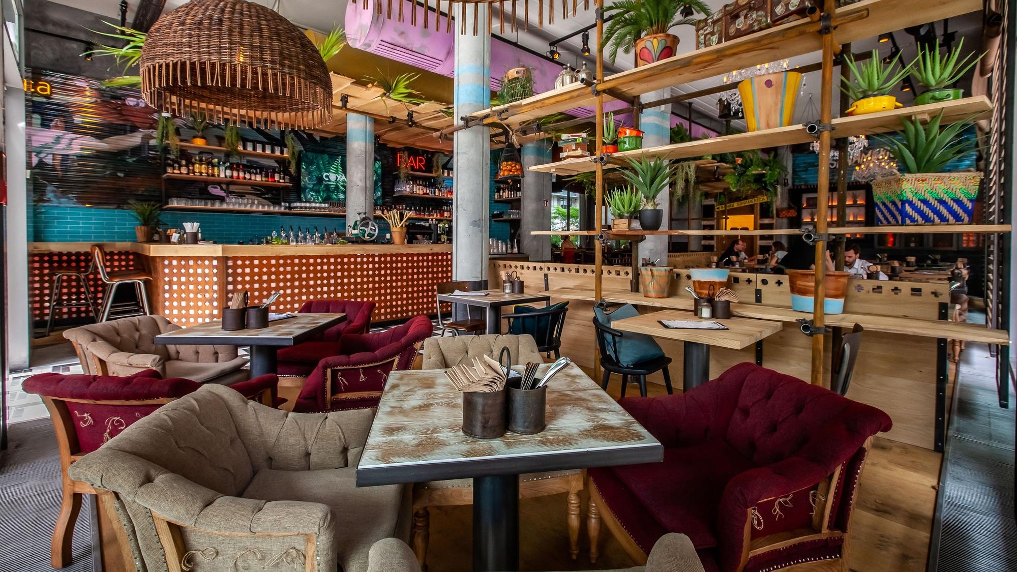 Gezeigt wird der Innenraum des Restaurants Enchilada in Köln.
