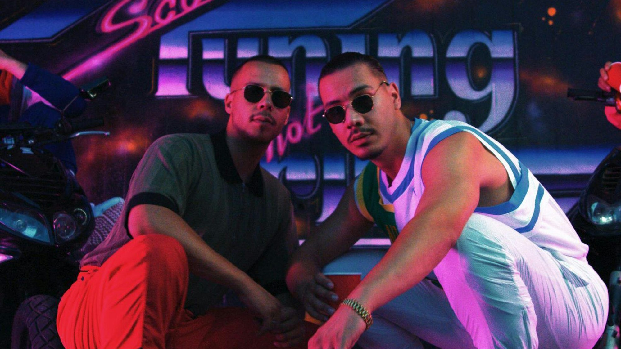 Cover der Single „Roller“ von Apache 207