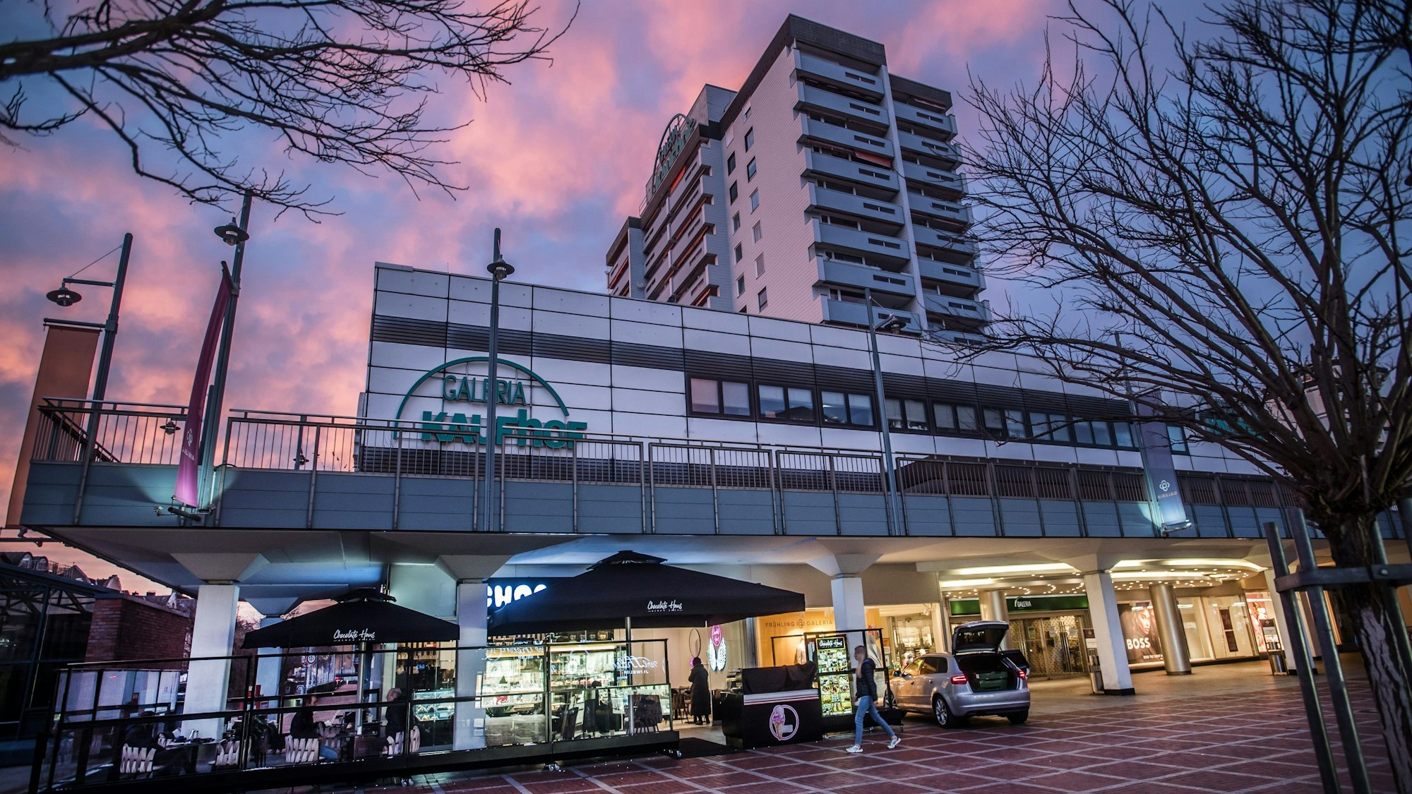 Eine Tochter der Stadtteilentwicklungsgesellschaft Wiesdorf/Manfort hatte das Gebäude kürzlich gekauft.