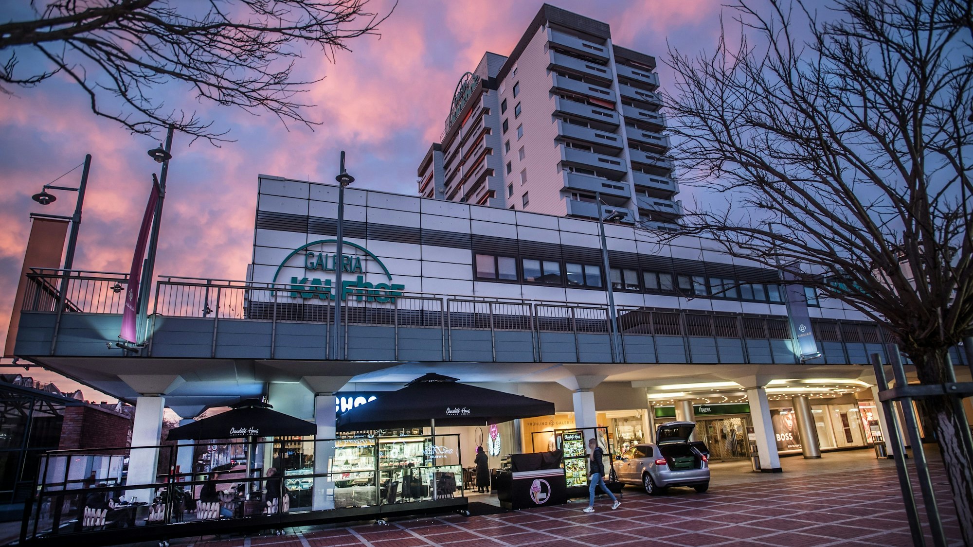 Galeria Kaufhof, Hauptstraße, Wiesdorfer Platz
