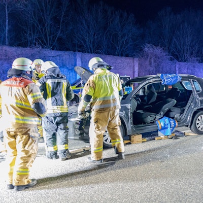 Die Feuerwehr Bergisch Gladbach bei einem Einsatz.