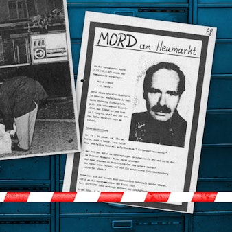 Bestatter laden den Leichnam am Tatort in der Nähe des Heumarkts ein, danaben ist ein Fahndungsplakat im Fall Strohe zu sehen. (Collage)