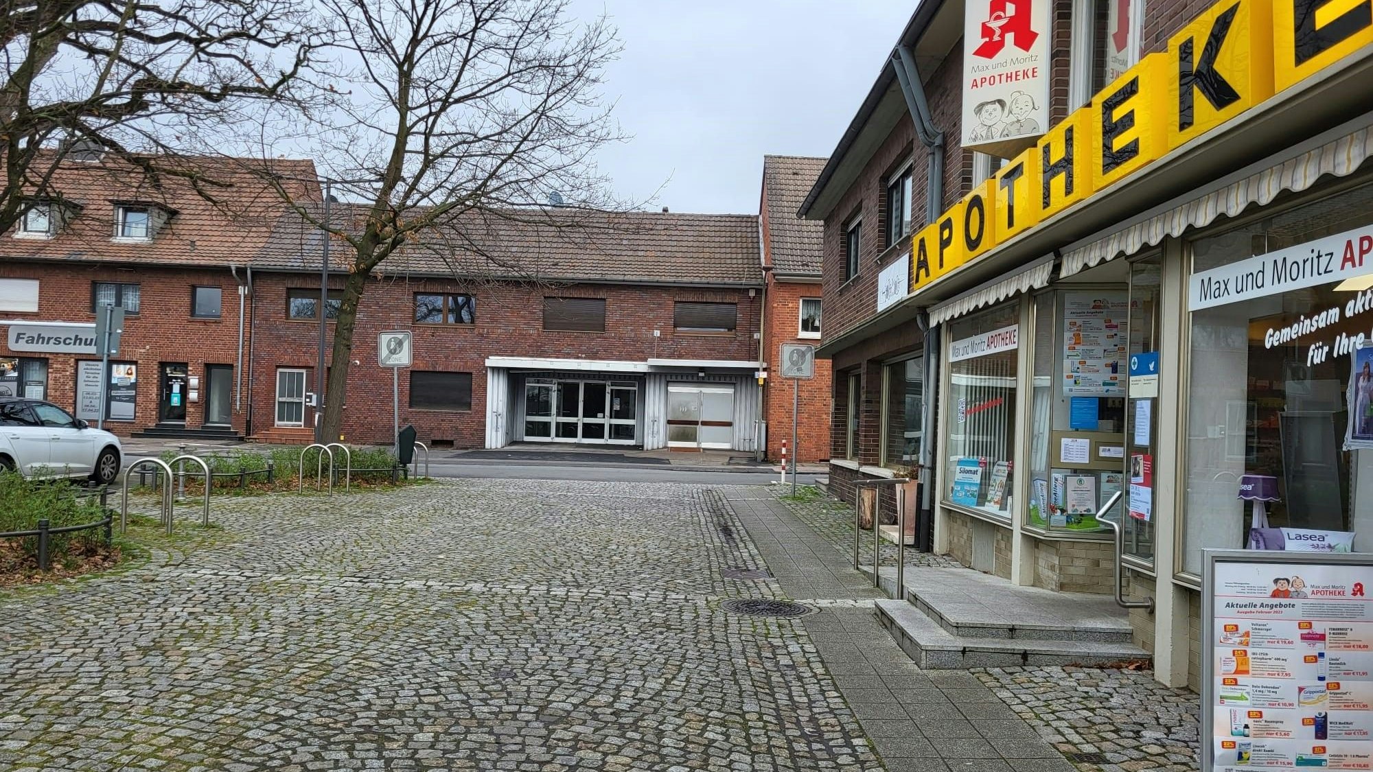 Auf dem Marktplatz in Türnich soll ein neuer Aldi entstehen.