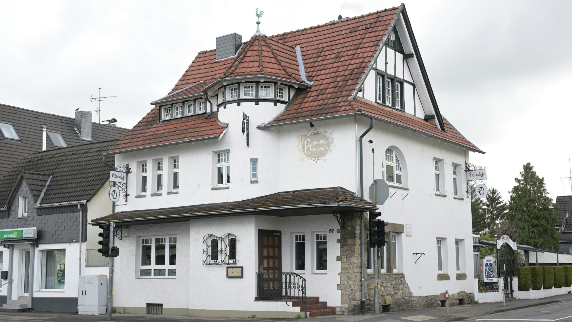 Außenaufnahme des Olivenhofs in Schildgen.