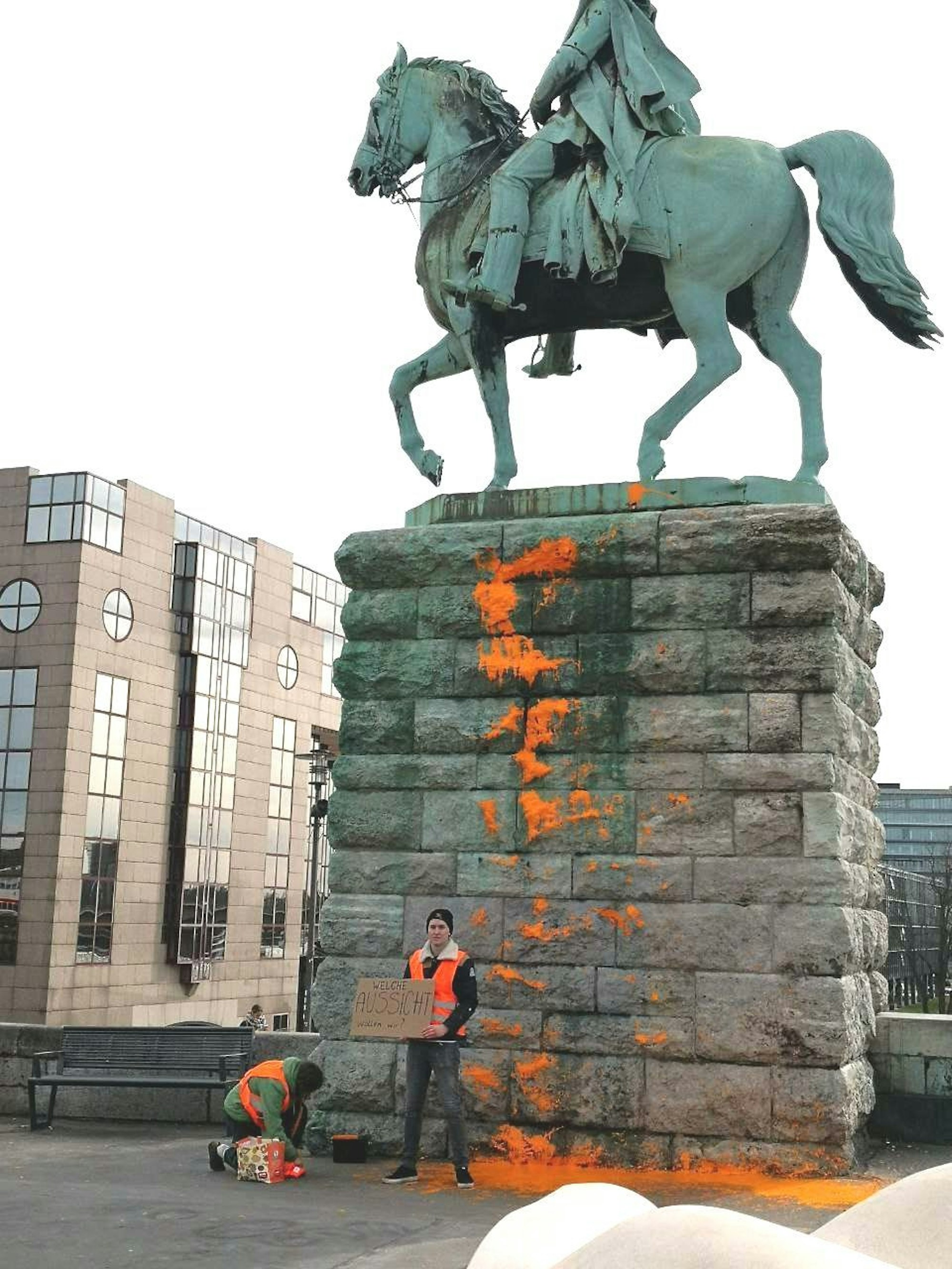Kaiser WIlhelm Statue