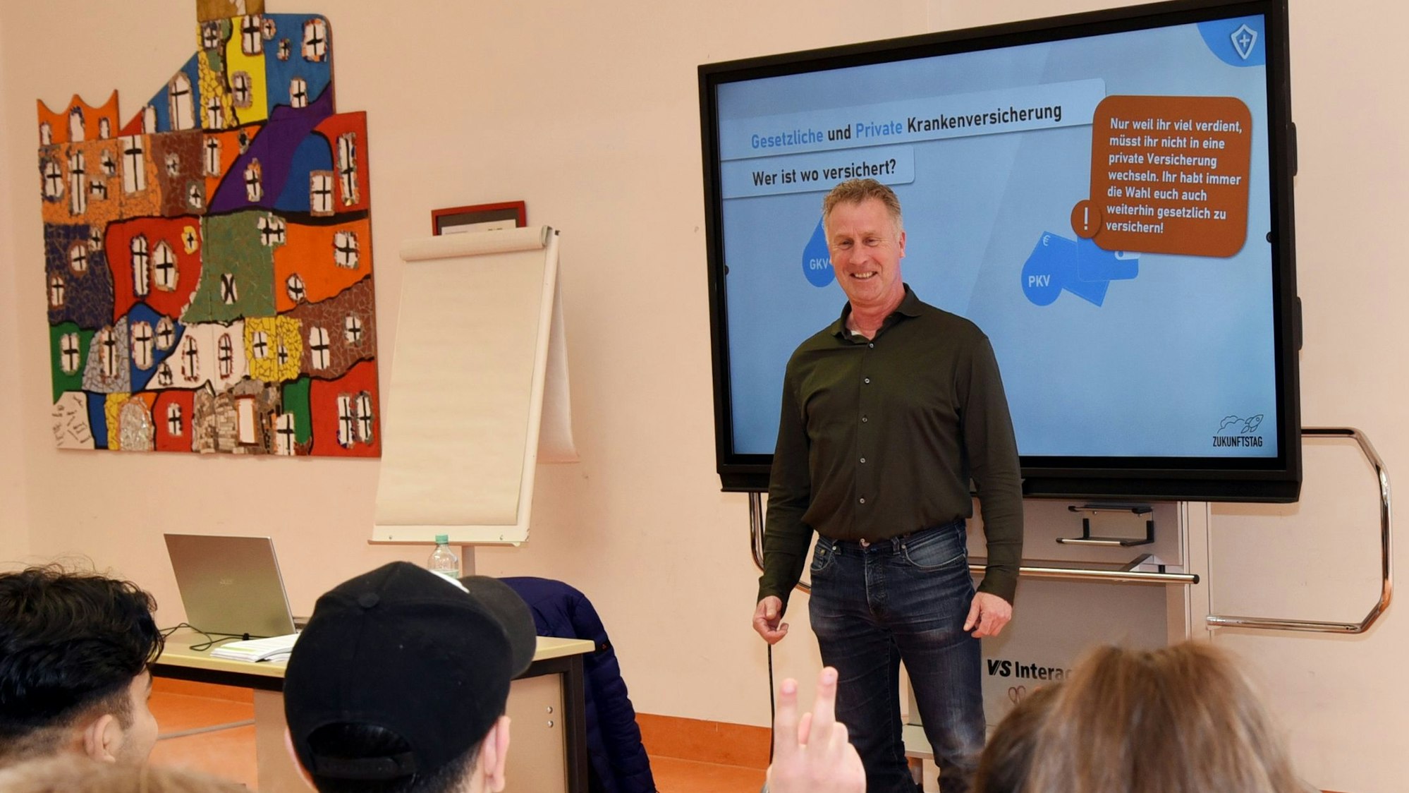 ds Hauptschule Bergneustadt Zukunftstag Initiative fuer wirtschaftliche Jugendbildung An der Gemeinschaftshauptschule Bergneustadt Lerher und Projektorganisatoren