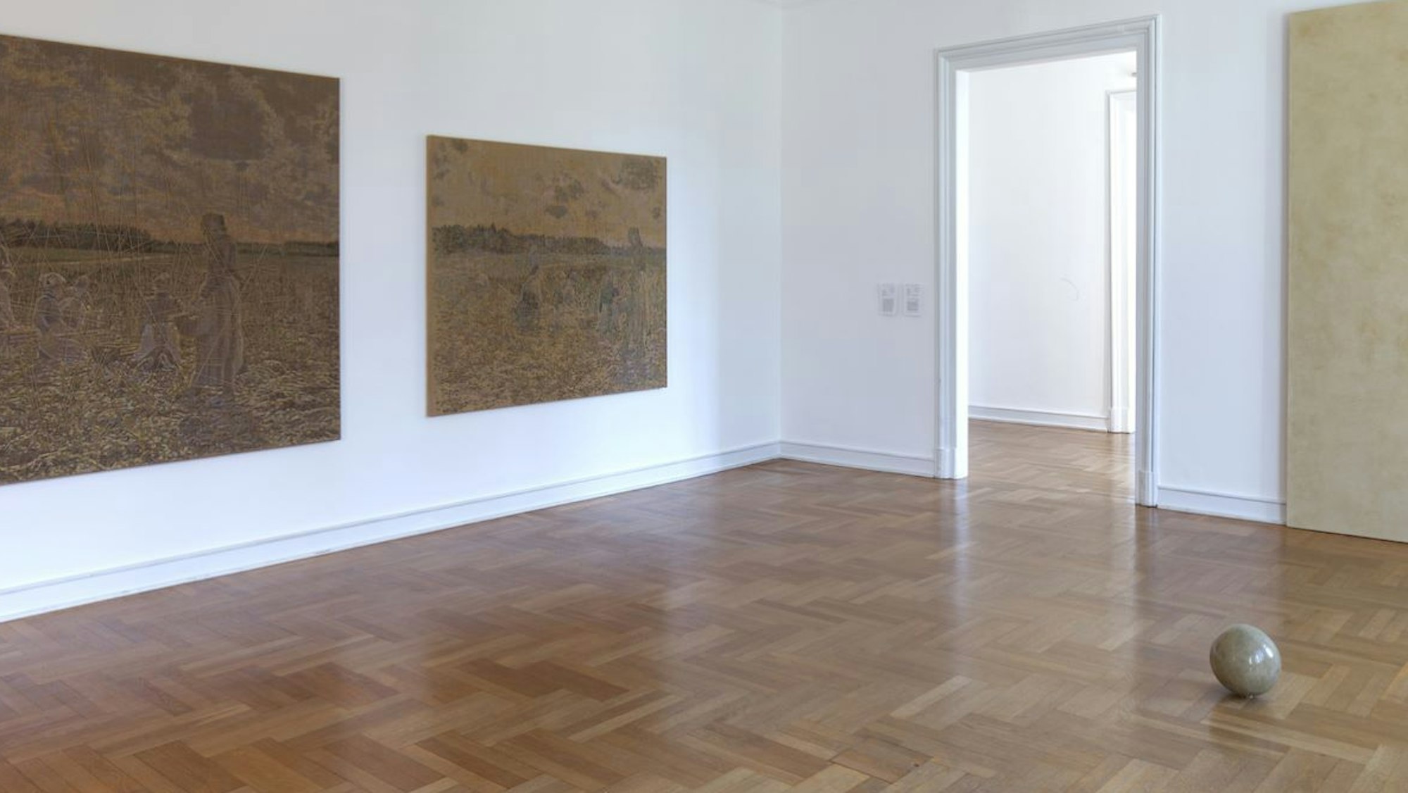 Timo Kube und Barbara Nemitz bespielen bis zum 23. April einen Raum im Museum Morsbroich in Leverkusen“.