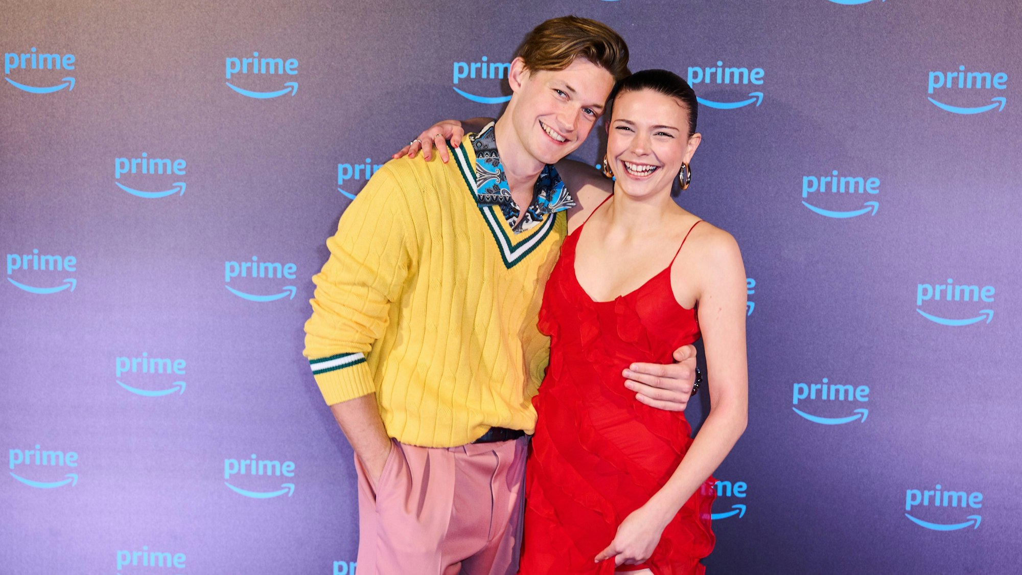 Damian Hardung mit Schauspielerin Harriet Herbig-Matten