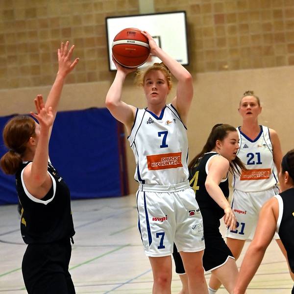 Basketball
BBZ Opladen - Jena
Lea Wolff (Opladen)
Foto: Uli Herhaus