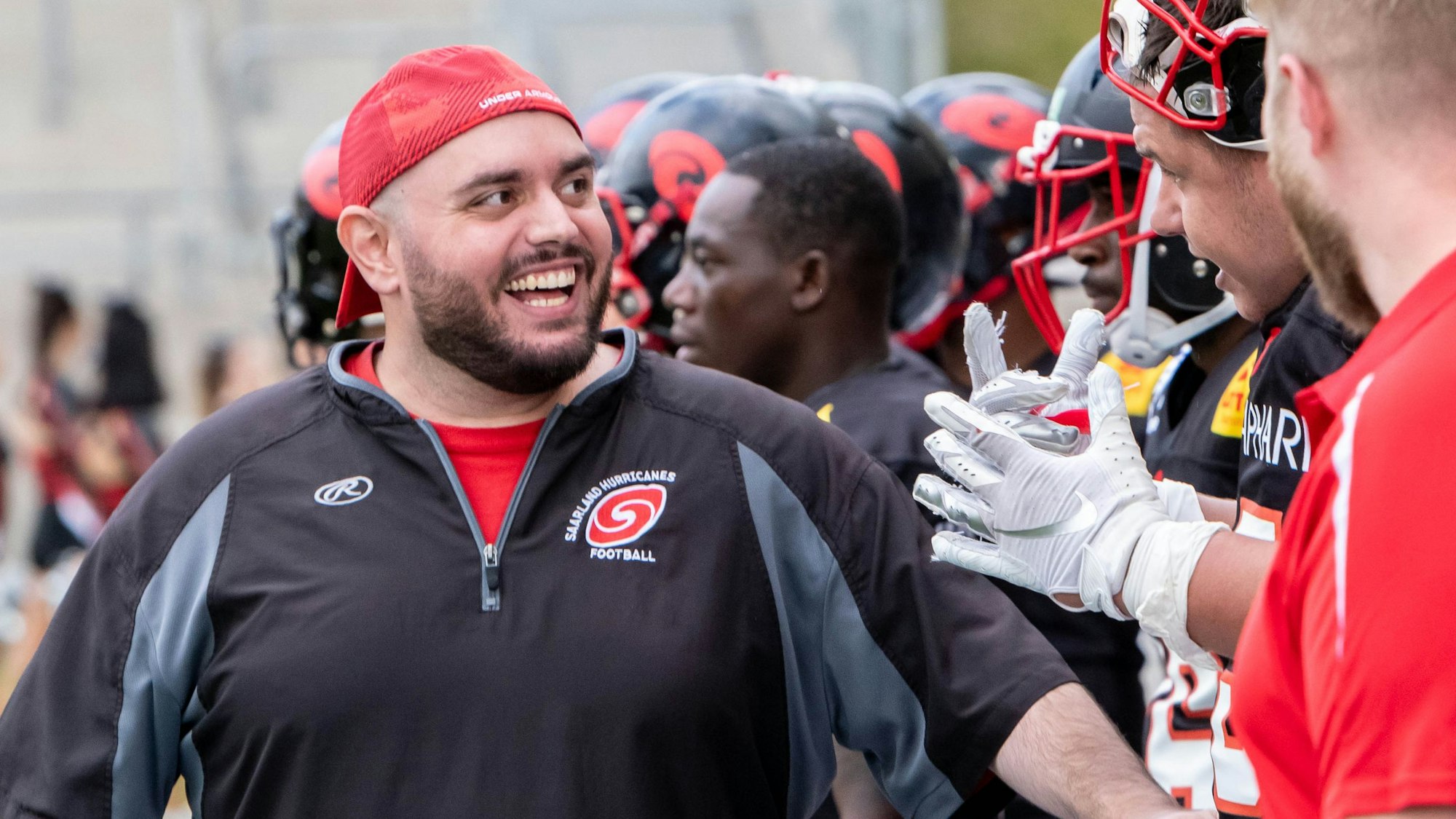 Christos Lambropoulos (links), Interimstrainer der Cologne Centurions