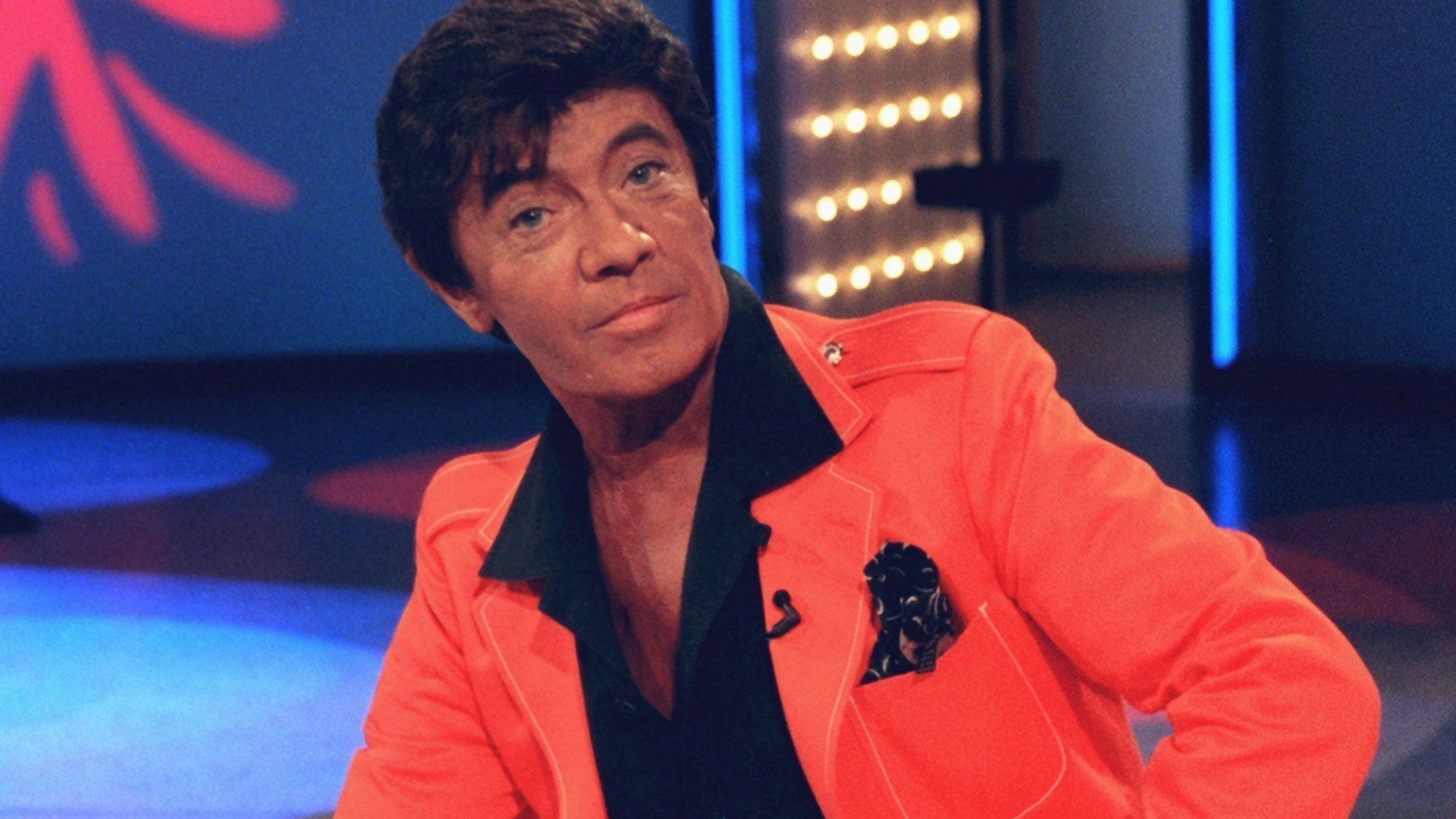 Rex Gildo im Fernsehstudio.