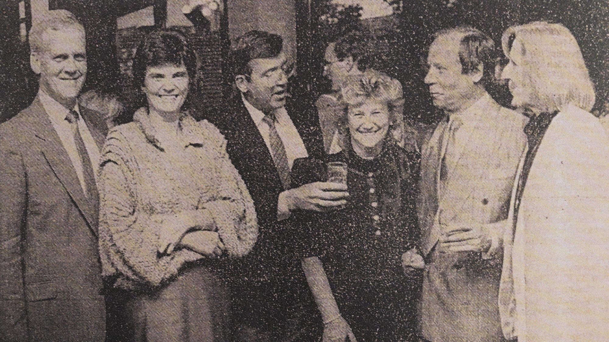 Helmut und Marianna Brunotte (2. und 3. v.r.) mit Gästen des damaligen US-Botschafters Richard Burt in Siegburg.