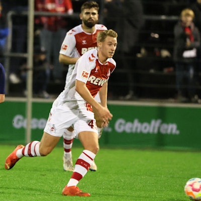 1. FC Köln vs. Hamburger SV, Testspiel, Trainingsspiel, rechts: Joshua Schwirten (1. FC Köln), 07.01.2023, Bild: Herbert Bucco