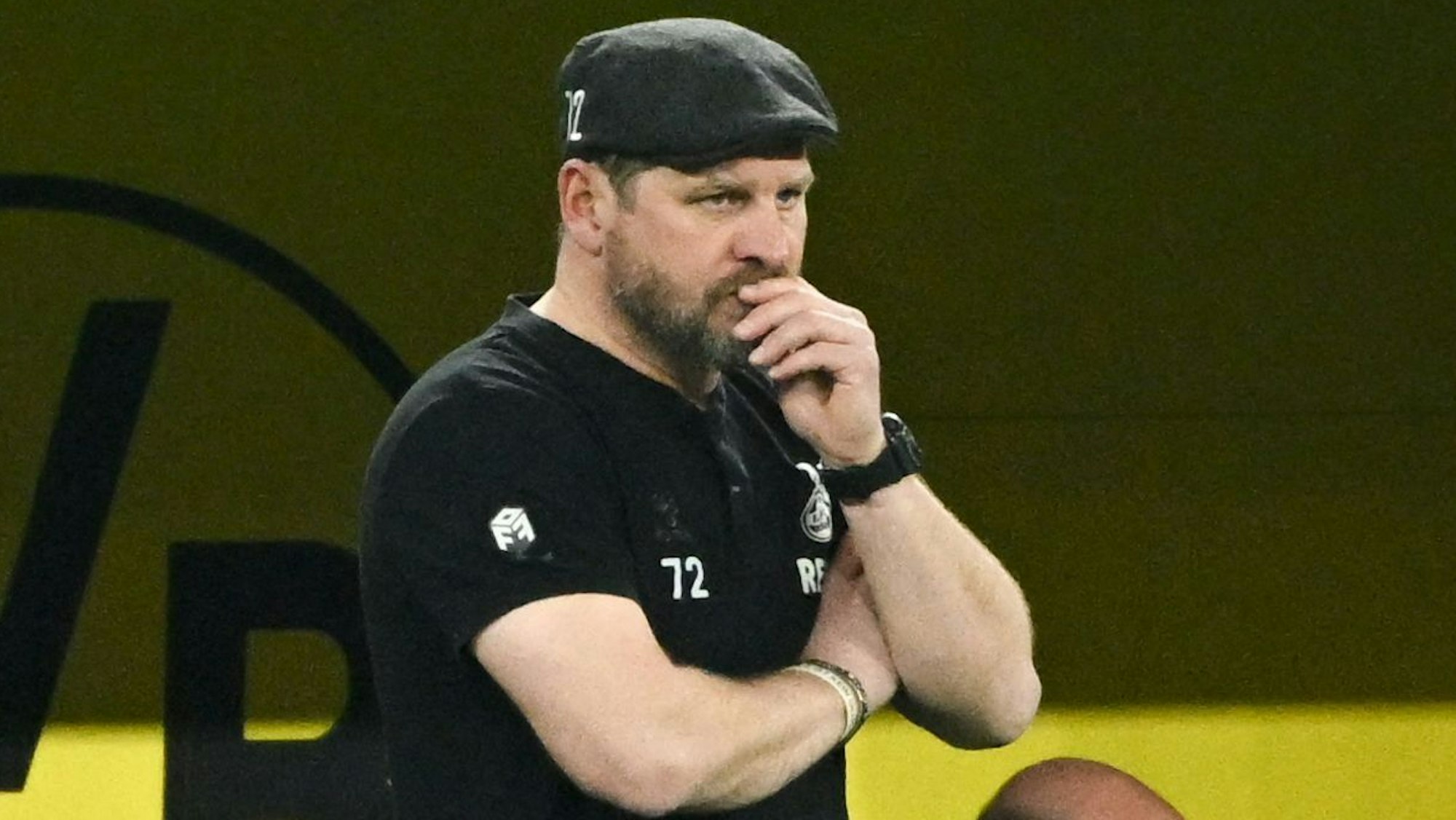 Steffen Baumgart an der Seitenlinie in Dortmund