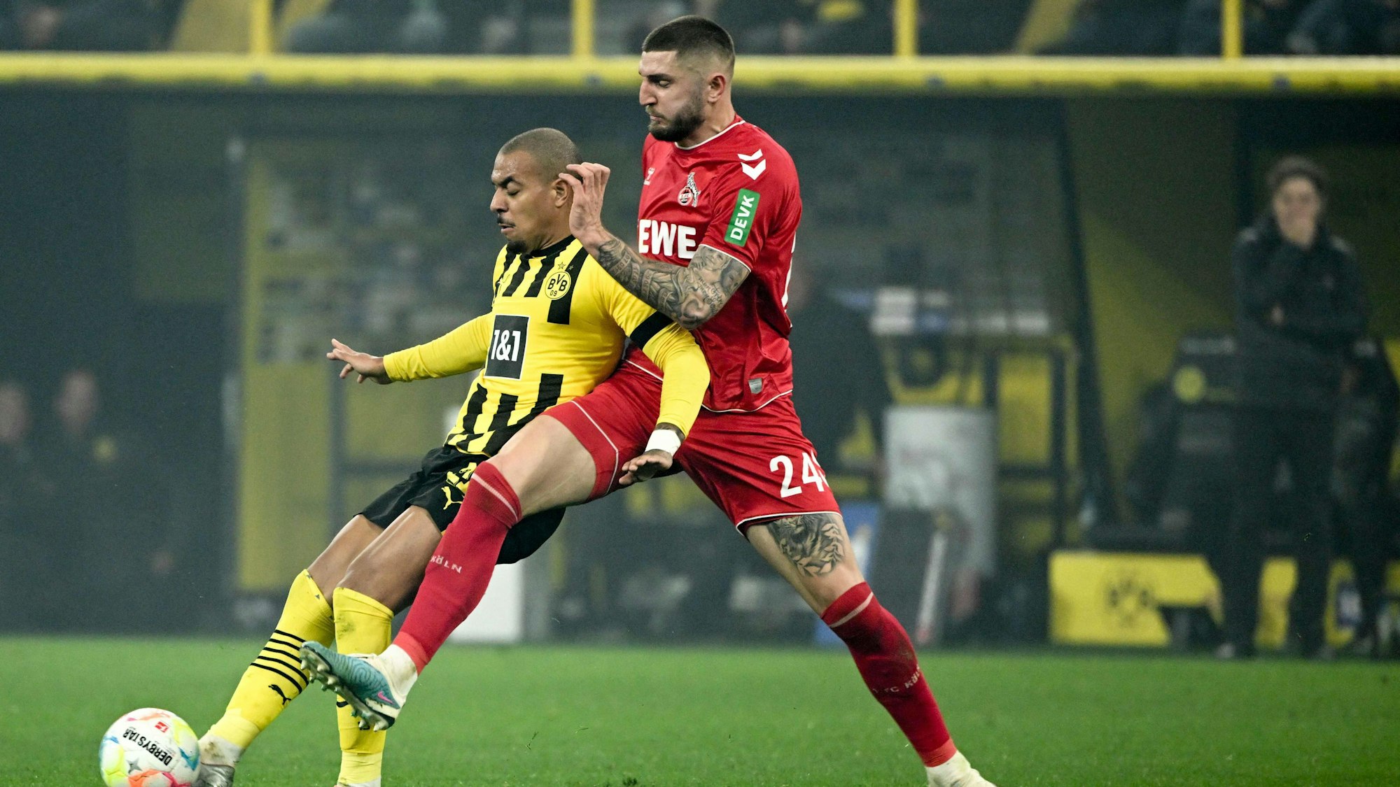 Malen ist vor Chabot am Ball