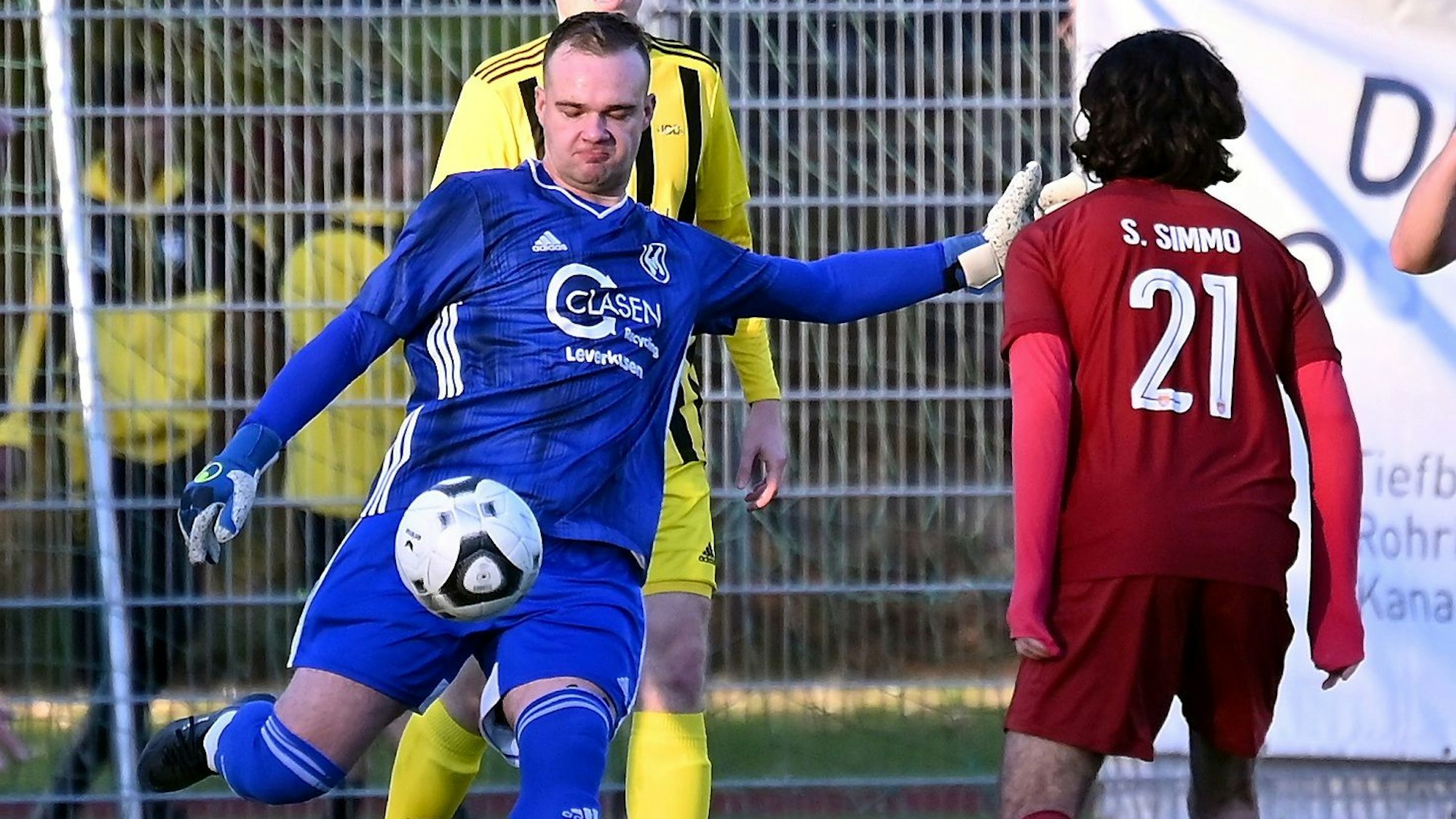 13.11.2022,-Fussball-SV Schlebusch-VFL Alfter
TW: Christoph Geschonneck (Schlebusch)
Foto: uli Herhaus