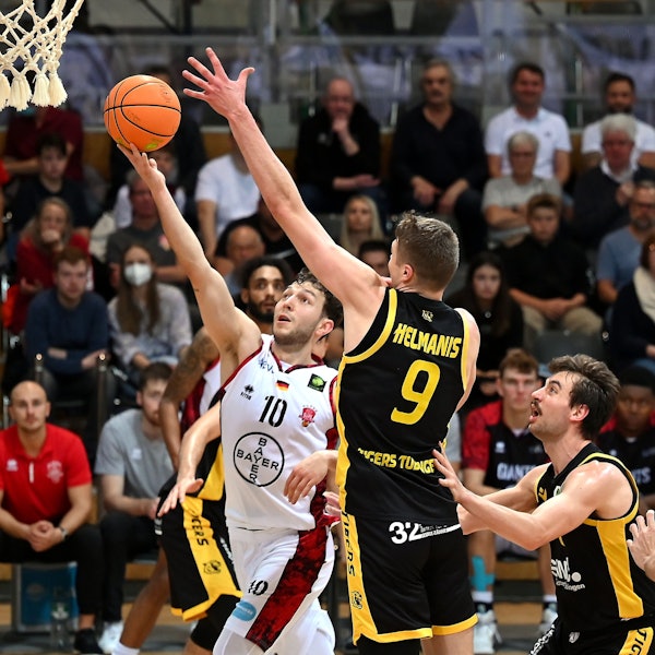 16.10.2022, Basketball-Bayer Leverkusen-Tübingen
links: Haris Hujic (Bayer)
Foto: Uli Herhaus