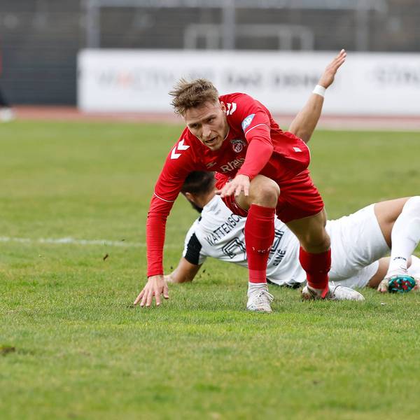 Fußball Herren Saison 2022/2023 Regionalliga-West 27. Spieltag - SG Wattenscheid 09 - 1.FC KÖLN U21, U 21 am 18.03.2023 im Lohrheidestadion in Bochum-Wattenscheid Maximilian Schmid 1.FC KÖLN U21, vorne, im Zweikampf mit Kim Sane Wattenscheid, dahinter. Nordrhein-Westfalen Deutschland *** Soccer Men Season 2022 2023 Regionalliga West 27 Matchday SG Wattenscheid 09 1 FC KÖLN U21 on 18 03 2023 at Lohrheidestadion in Bochum Wattenscheid Maximilian Schmid 1 FC KÖLN U21 , in front, in duel with Kim Sane Wattenscheid , behind North Rhine Westphalia Germany