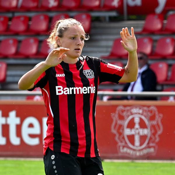 Fußball Frauen Vorbereitung
Bayer 04 Leverkusen - PEC Zwolle
Torschützin: Verena Wieder (Bayer)
Foto: Uli Herhaus
