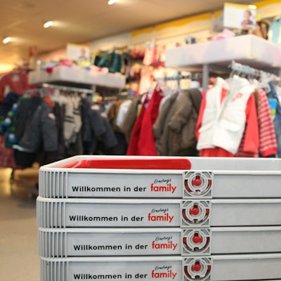 Das Foto zeigt eine Filiale von Ernsting's Family.