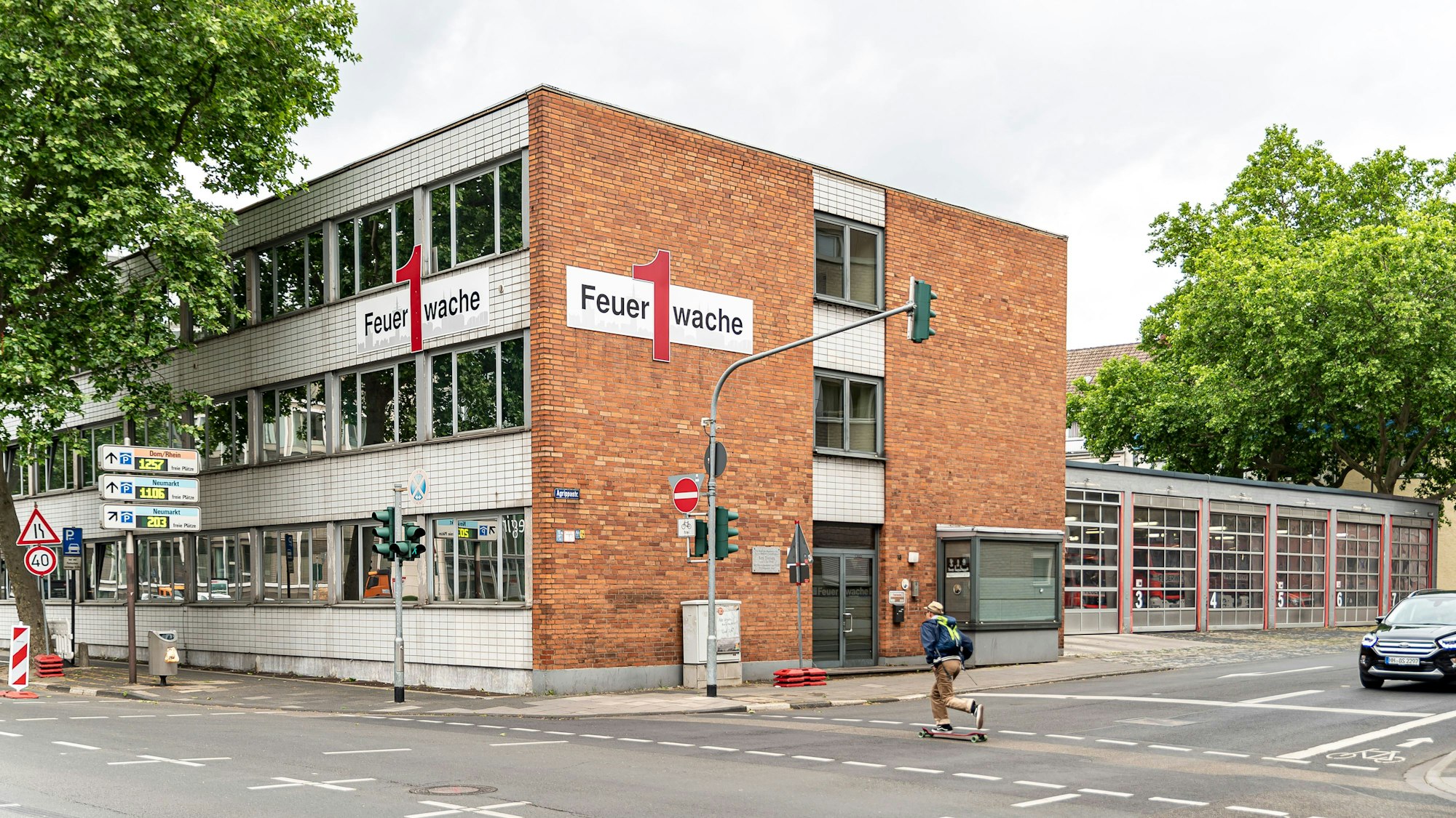 Die aktuelle Feuerwache 1 an der Nord-Süd-Fahrt