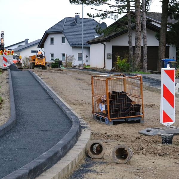 Die Straßen Betzelbend und Spitzbergweg in Weiler am Berg.