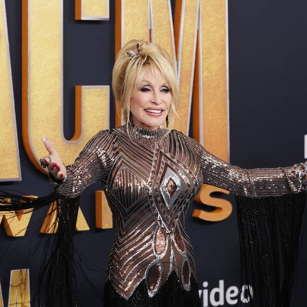 Dolly Parton im März 2022 bei den „Academy of Country Music Awards“.